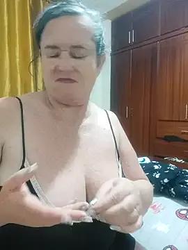 Miss-tetas from StripChat is Freechat