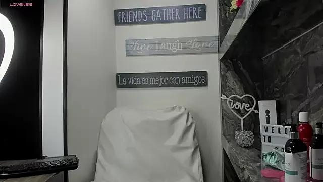 miss__margaret from StripChat is Freechat
