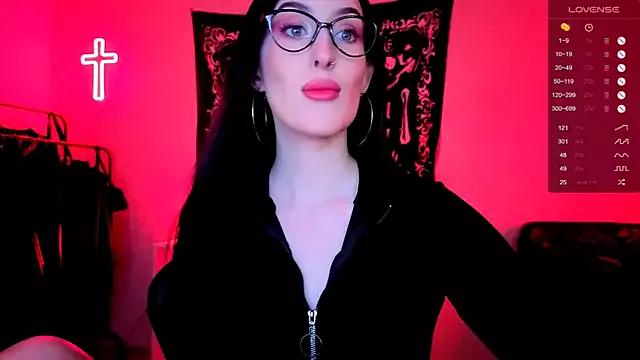 Entertain your itch for girls livestreamers with our collection of stunning models, skilled in the art of temptation and delight.