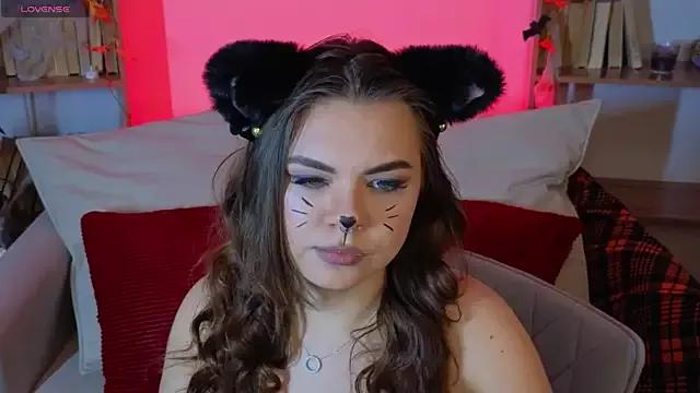 Entertain your itch for girls livestreamers with our collection of stunning models, skilled in the art of temptation and delight.