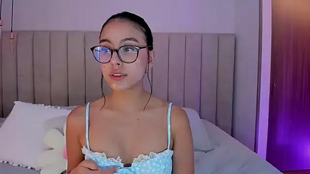 Entertain your itch for girls livestreamers with our collection of stunning models, skilled in the art of temptation and delight.