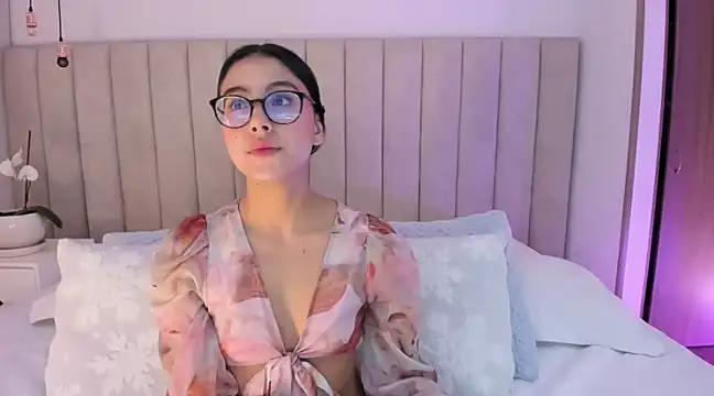 Entertain your itch for girls livestreamers with our collection of stunning models, skilled in the art of temptation and delight.