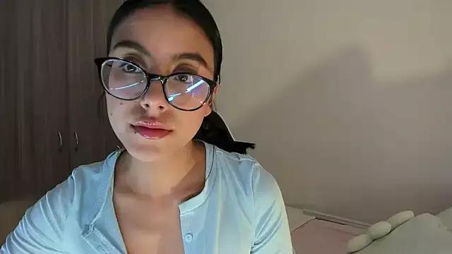 Entertain your itch for girls livestreamers with our collection of stunning models, skilled in the art of temptation and delight.