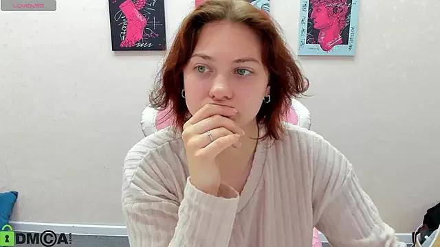 Entertain your itch for girls livestreamers with our collection of stunning models, skilled in the art of temptation and delight.