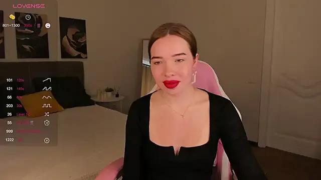 MissMeo from StripChat is Freechat