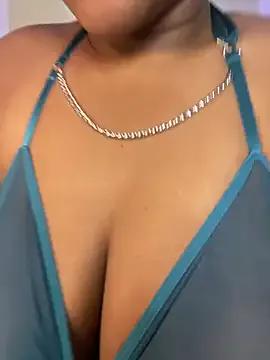 MissSammyC from StripChat is Freechat