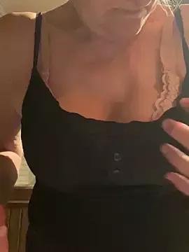 MissTaschaDivine from StripChat is Freechat
