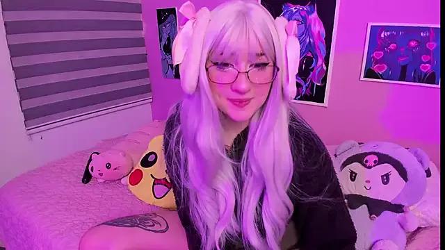 Entertain your itch for girls livestreamers with our collection of stunning models, skilled in the art of temptation and delight.