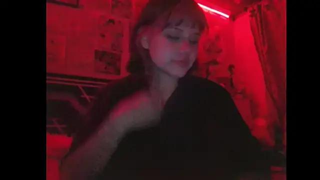 mixie_cute from StripChat