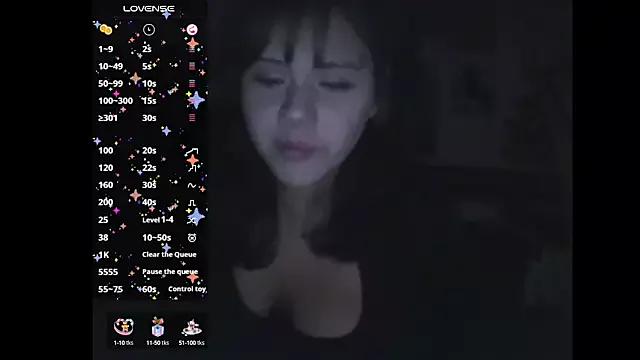 mixie_cute from StripChat