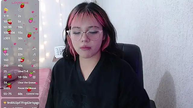 mixie_cute from StripChat