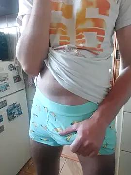 Photos of MlodyDres from StripChat is Freechat