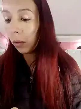Molly_Evens_Ky from StripChat is Freechat