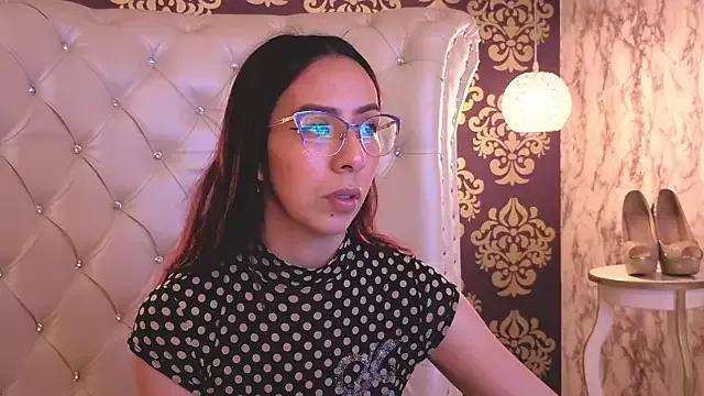 Molly_Evens_Ky from StripChat is Freechat