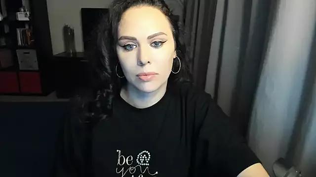 MollyCheiz from StripChat is Freechat