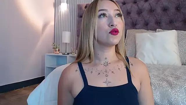 Entertain your itch for girls livestreamers with our collection of stunning models, skilled in the art of temptation and delight.