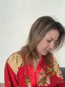 mollygirll from StripChat is Freechat