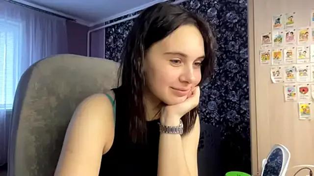 MollyPartey from StripChat is Freechat
