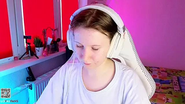 Entertain your itch for girls livestreamers with our collection of stunning models, skilled in the art of temptation and delight.