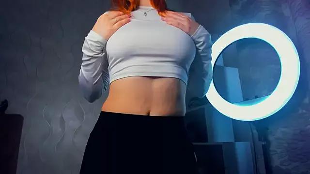 MonaGambell from StripChat is Freechat