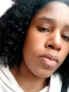MoniqueMulberry from StripChat is Freechat