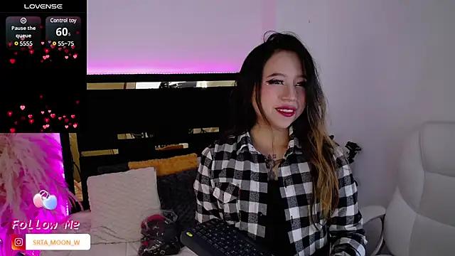 Entertain your itch for girls livestreamers with our collection of stunning models, skilled in the art of temptation and delight.
