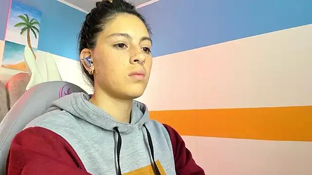 moon_winy from StripChat is Freechat