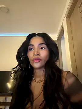 moonlight_j from StripChat is Freechat