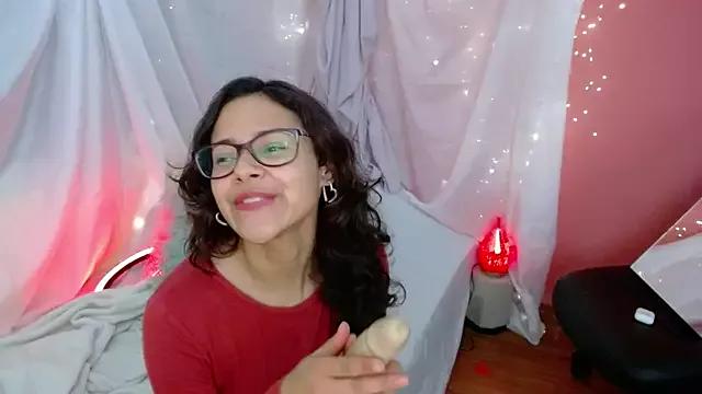 morahaze from StripChat is Freechat