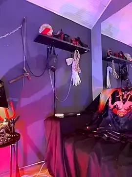 Entertain your itch for girls livestreamers with our collection of stunning models, skilled in the art of temptation and delight.