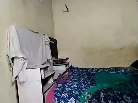 Mumbaistar from StripChat is Freechat
