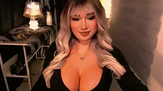 Entertain your itch for girls livestreamers with our collection of stunning models, skilled in the art of temptation and delight.