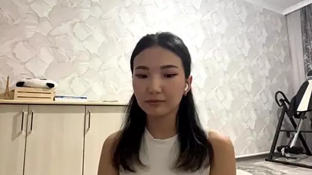 MyCuteLuna from StripChat is Freechat