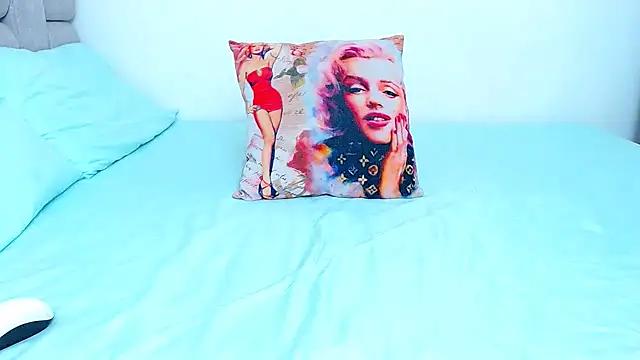 Entertain your itch for girls livestreamers with our collection of stunning models, skilled in the art of temptation and delight.