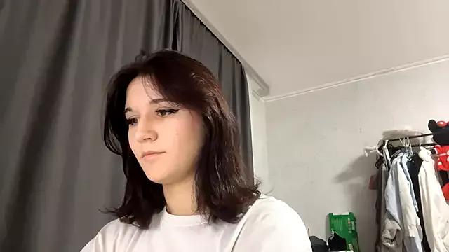 Nana_Neko from StripChat is Freechat