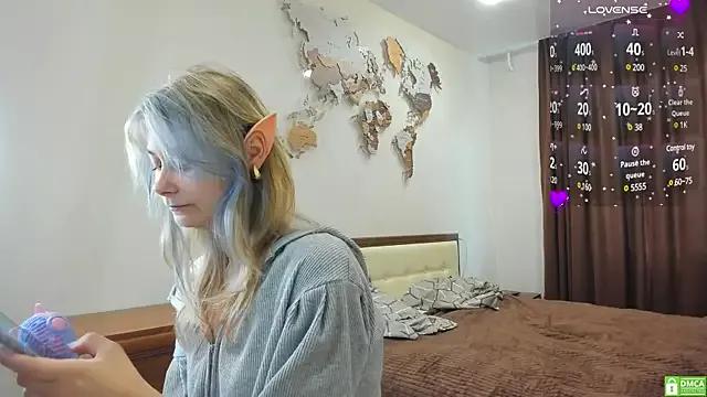 Nanari_Uta from StripChat is Freechat