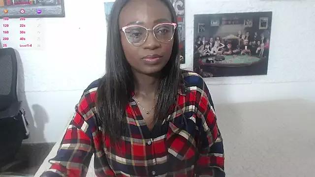 naomi_ackie from StripChat is Freechat