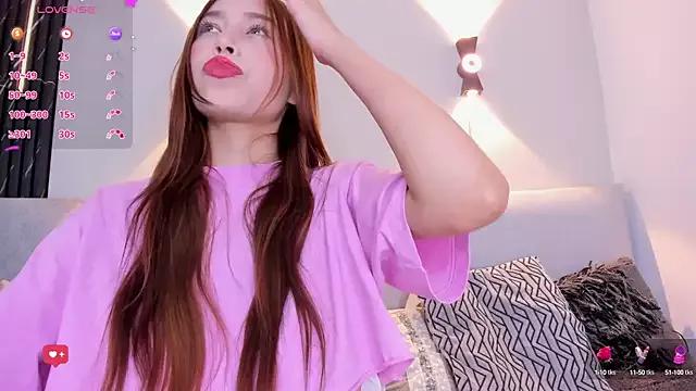 Naomi_Rousse from StripChat is Freechat