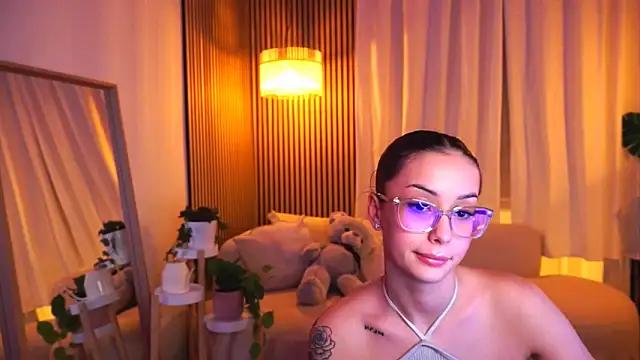 Entertain your itch for girls livestreamers with our collection of stunning models, skilled in the art of temptation and delight.