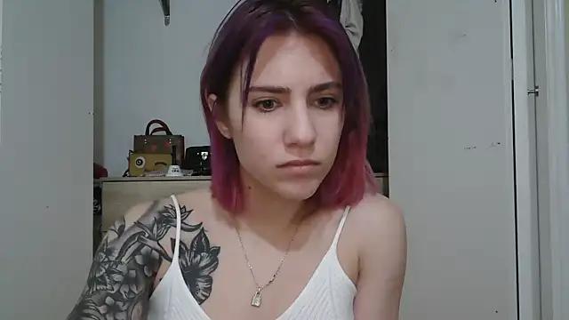 NatalieKneals from StripChat