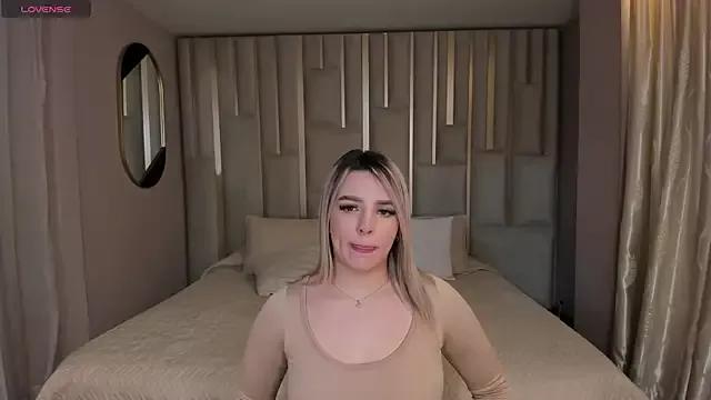 NatalyLeBlanc from StripChat is Freechat
