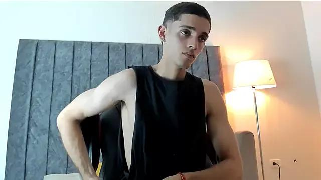nathan_shimmer from StripChat is Freechat