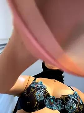 Entertain your itch for girls livestreamers with our collection of stunning models, skilled in the art of temptation and delight.