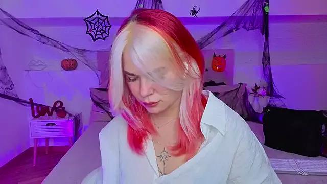 Naughty_kittyy1 from StripChat is Freechat