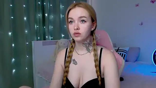 Entertain your itch for girls livestreamers with our collection of stunning models, skilled in the art of temptation and delight.