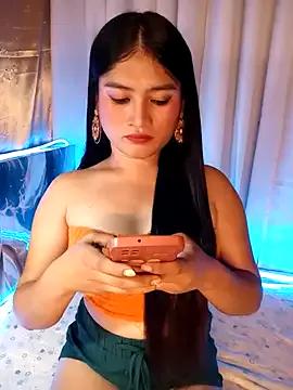 Naughtyalina2 from StripChat is Freechat