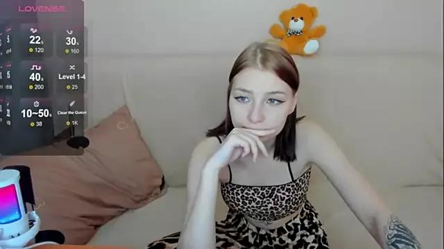 Entertain your itch for girls livestreamers with our collection of stunning models, skilled in the art of temptation and delight.