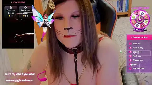 NaughtyCatherineClimax74 from StripChat is Freechat