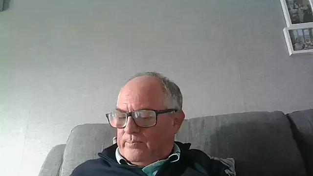 naughtygrandad1 from StripChat is Freechat
