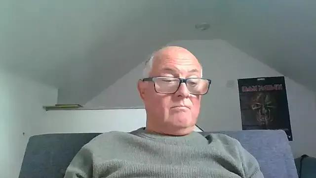 naughtygrandad1 from StripChat is Freechat